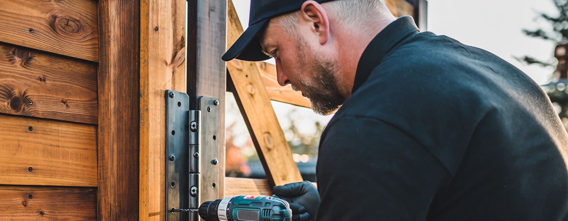 Driveway gate installation and access-control repair by TAB Door & Gate in North Texas